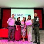 El equipo organizador de la ceremonia de certificación de Guardianes del Turismo. Evento organizado por la Policía de Turismo y la Universidad Piloto de Colombia, Seccional del Alto Magdalena, en Girardot.