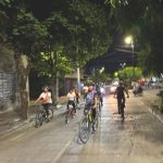 Participantes del Ciclo Paseo Patrimonial recorriendo las calles de Girardot, promovido por la Universidad Piloto de Colombia