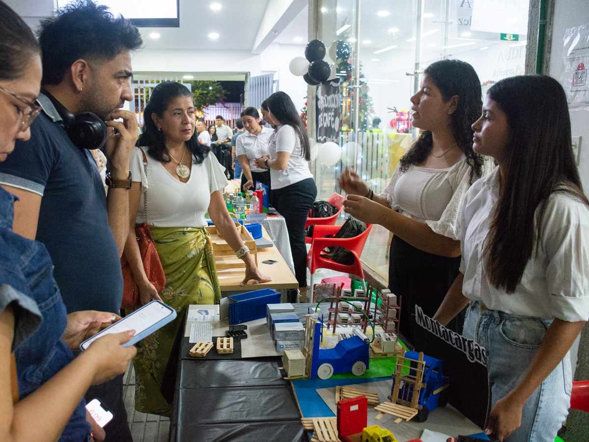 Participantes y actividades destacadas de Expo Administraciones 2024 en la Universidad Piloto de Colombia, Seccional Alto Magdalena.